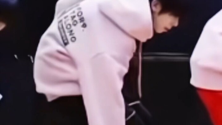 【陈浚铭】谁懂练习室跳的Natural，框架完全打开了！