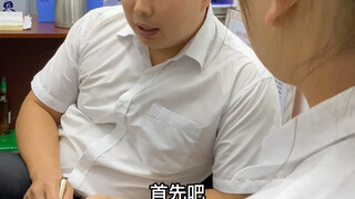 大堂经理鼓励假期工上大学