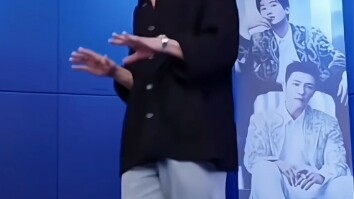 من لم يشاهد Xiu Xiu يرقص رقصة جماعية للفتيات؟