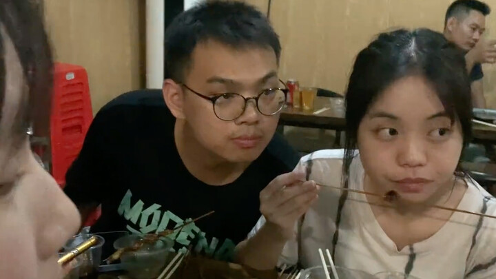 Khi bạn bè của tôi nghe được tin đồn