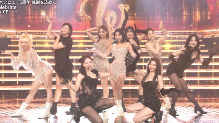 TWICE’s on-the-spot reactions are insane...