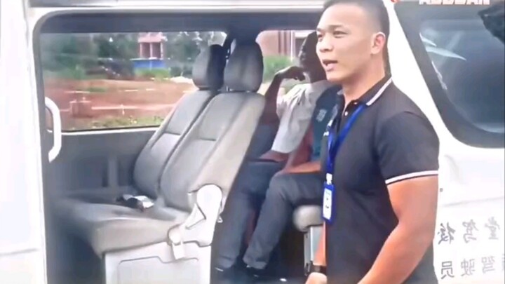 Pria yang pandai menggoda adalah yang paling bahagia