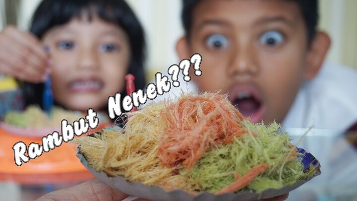 Makan Gulali Rambut Nenek - Nenek