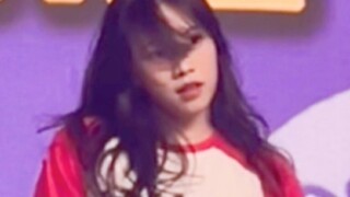 College students can also have beautiful straight shots! Blackpink【shut down】remake