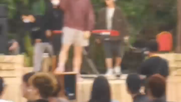 Rehearsal footage of Kuaifa's concert "Extraordinary" - watch Uncle Wang strolling around and singin