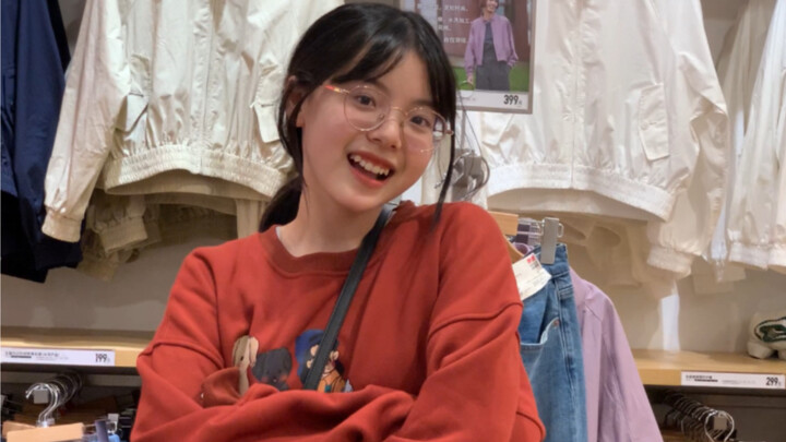 嘿嘿，是我高中喜欢的女孩！