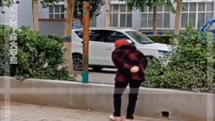 Grandma, please take it easy... Fly?