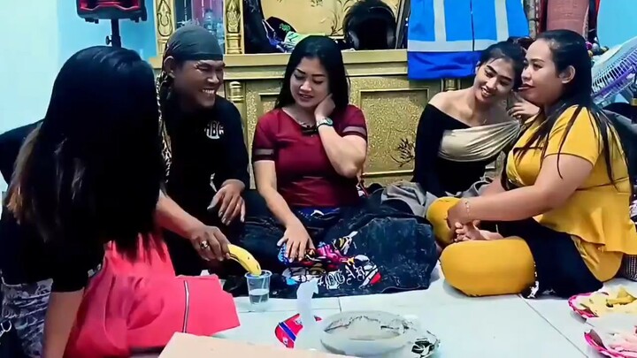 奇怪的香蕉催眠/hipnotis pisang yg aneh