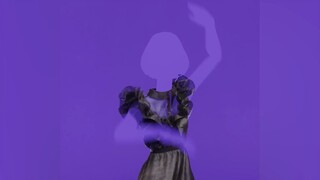 星期三跳舞，但只有衣服