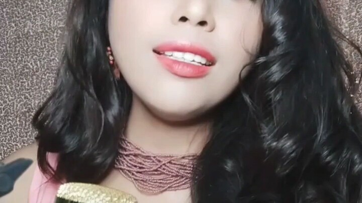 hai there , kenalin aku rearesty , be my friend 😉