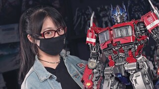 ซื้อหรือไม่ซื้อ !? 17,800 สุดยอดโลหะผสม Optimus Prime แนะนำและแชร์!