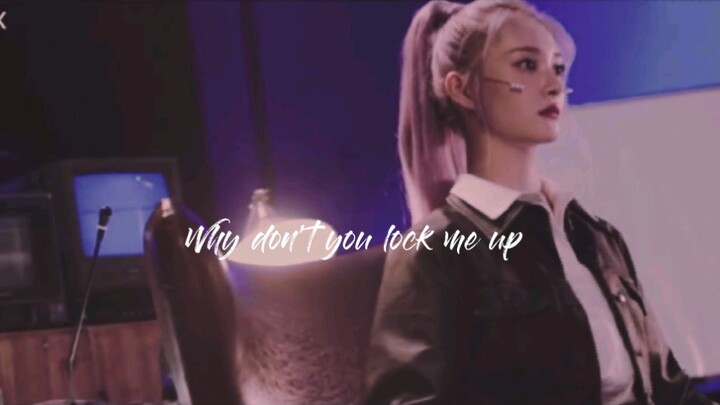 曾经的她头发跳乱 就能上韩网热搜第二 现在的我依旧臣服于周BOSS