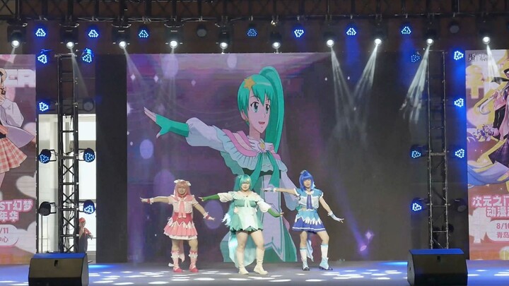 Come check out three Little Fairies descending on Qingdao’s DCST Comic Con! [Barbie Fairy — Constell