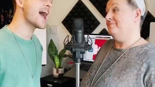 英国一对母子的高音battle，儿子已经很厉害了，没想到妈妈更绝！