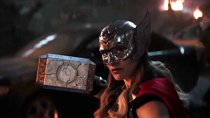 How heavy is Thor's hammer? Let's take a look at the people who can lift it. The last one is really 