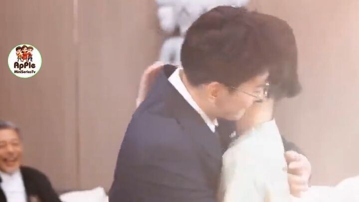 รักฟ้าผ่า ของหมอยาลงจากเขา