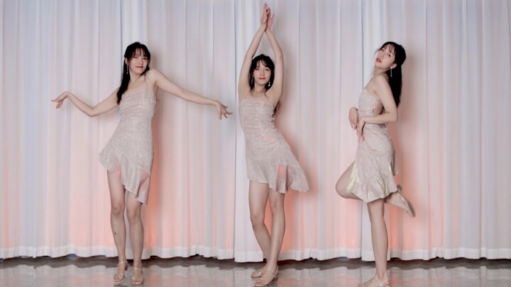 Open the door! Your little sister has arrived! Kwon Eun-bi DOOR dances to [Cat Pocket]