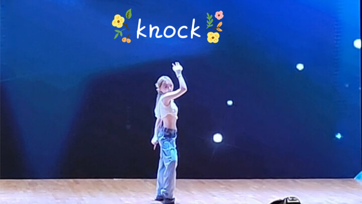 Cảm giác khi nhảy Knock tại tiệc tốt nghiệp đại học như thế nào?