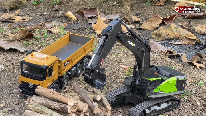 Aksi Proyek Muatan Kayu Pohon Jati
