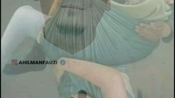 jangan sampai menyakiti hati ibu bapa ya sakit sekali