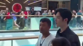 [Xiao Zhan] Tôi không biết ngày nào tôi sẽ tan làm