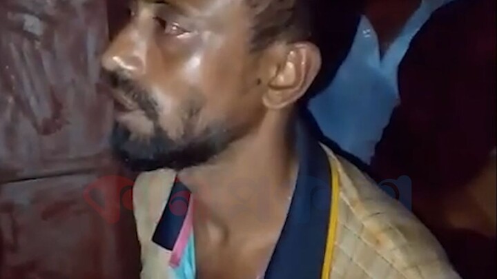 বরিশালে মাদক কিনতে গিয়ে জনগণের হাতে আটক দুই মাদকসেবী