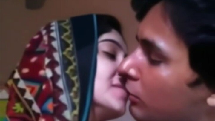 Hot video | sexy video | kissing video