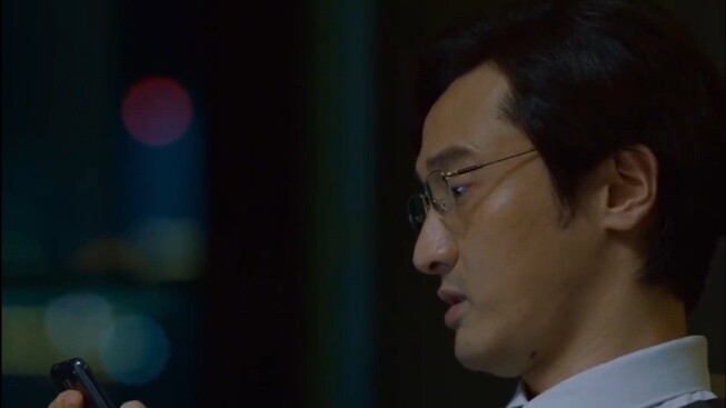 Nếu thủ lĩnh của bạn PUA bạn, bạn nên chống trả như thế nào?