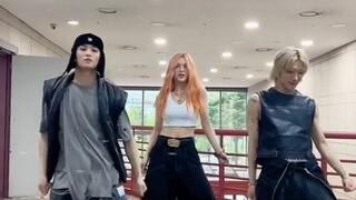 【NCT U】'Baggy Jeans' challenges the top ten in TikTok views