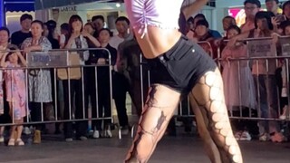 Đêm nay là năm bao nhiêu vậy! "Tin đồn" Bây giờ là năm 2024, ai vẫn còn nhảy múa! Quay phim trực tiế