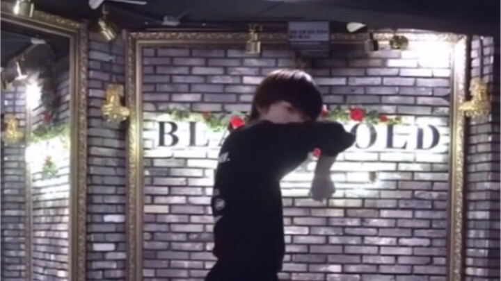 بعض رقصات غرفة التدريب سونغ 3.0 [سونغ يا شوان] مذهل للغاية～