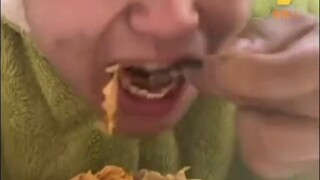 I only see a desperate critic