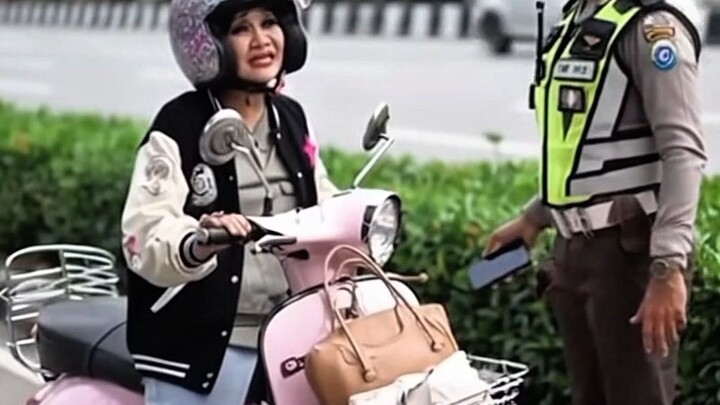 nenek gaul kembali berulah 😅🤣