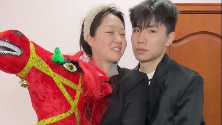 คลิปโป๊ขนาดนี้ กลับบ้านไปฉลองปีใหม่ไม่กลัวเหรอ?