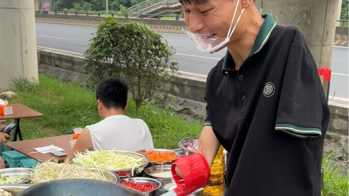 Mọi thành quả đều không phải là ngẫu nhiên; sự nỗ lực và cống hiến ngày qua ngày, từng chút một tiến
