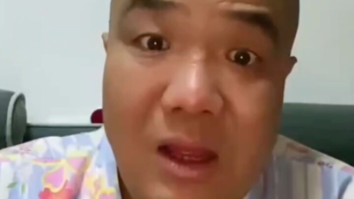 พวกคุณให้แม่ฉันพักสักสองวันได้มั้ย? ท่านอายุ 72 ปีแล้วนะ!