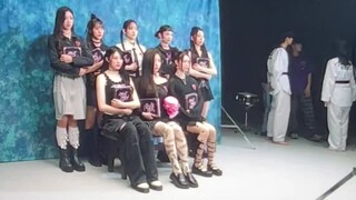 【tripleS | LOVElution】拍毕业照的时候，突然跳舞的裕彬