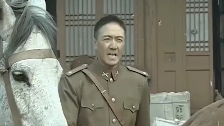 In “Bright Sword,” why does Chu Yunfei, who keeps losing battles on the front lines, get promoted in