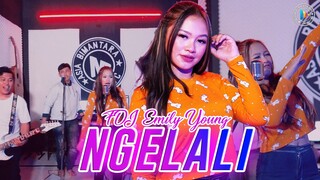 FDJ Emily Young - Ngelali II Mung Gitar Iki Hang Dadi Saksi (Official Music Video)