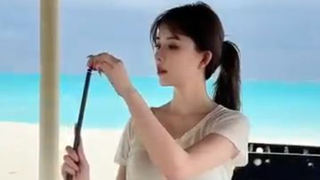 Beautiful Chinese Girl 1