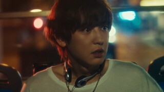 เปิดตัวมิวสิกวิดีโอเพลงเดี่ยว Black Out ของพัคชานยอล