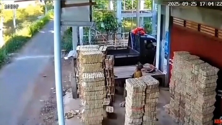 This man saved the world from the earthquake. 😎 #DotonJutsu #earthstylejutsu #justforfun:)