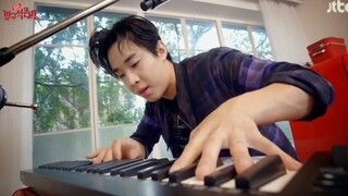 全程高能！看刘宪华怎么在厨房开演唱会！一人一乐队五首连唱Live公开