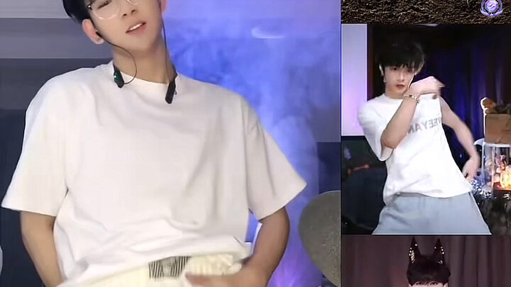 Cola with Milk Powder 5.27 Live Stream Recording, Team-Up QB Game, Everyone's Big Dream