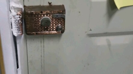 «حتى الرماد يعي»، كنت في الأصل أحب الخروج، لكن هذا مزعج…