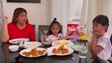 Mama! iLOOOVE Chicken Nuggets