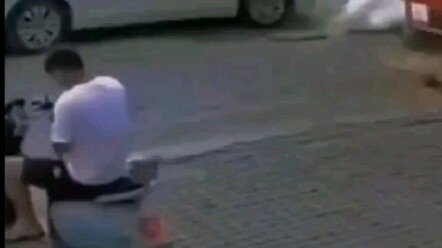 بلاستيك: سأزوّدك بالتعويذة!