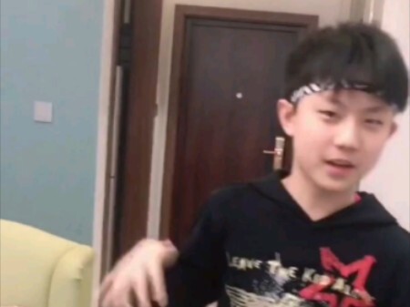 【จางจื่อโม๋】จื่อโม๋เอ๋ย ที่แท้ตอนมาใหม่ๆ เธอทำตัวเย็นชาแบบนั้น ก็แค่เพราะขี้อายเองนะเนี่ย