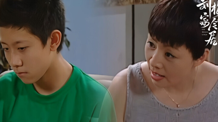 Saat menonton kembali “Ada Keluarga di Rumah”, saya menyadari bahwa Liu Mei memang sangat baik dan p