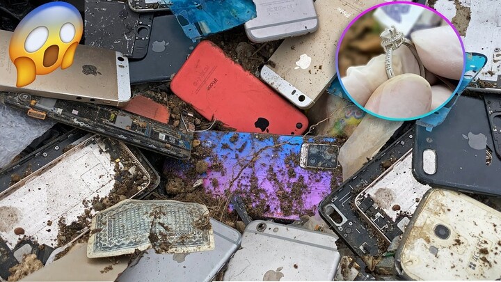 Wow!ðŸ˜± Lucky Day! Found Ring and Broken Phones in Landfill - How i Restore Destroyed VIVO V20